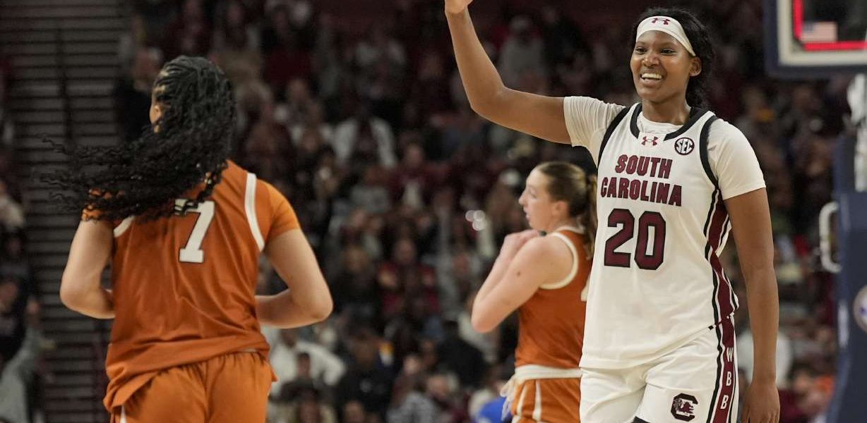 Women’s March Madness 2025 final score updates