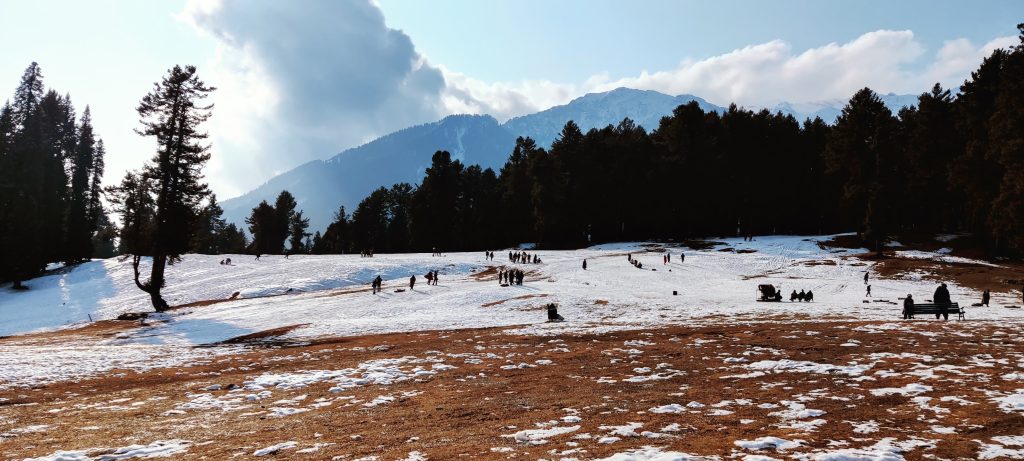 Role of Local Community During Pahalgam Attack Crisis